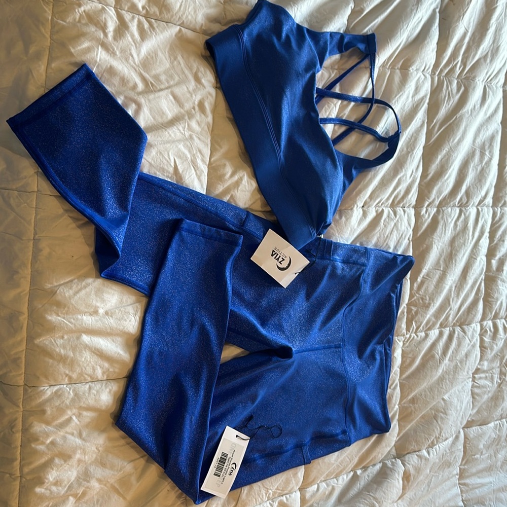 Zyia Sparkly Blue set